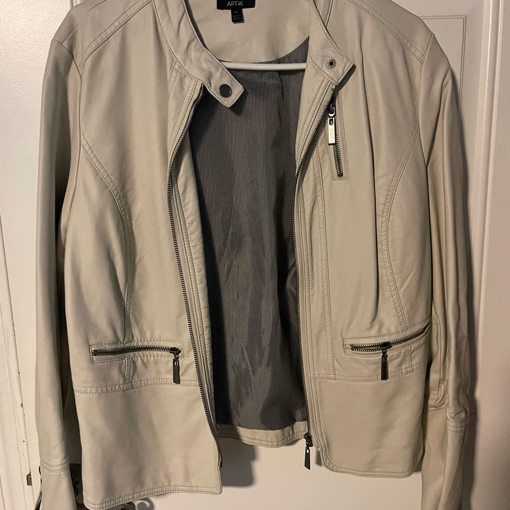Apt. 9 Women's Cream Jacket